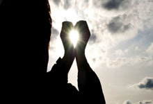 qy球友会体育:2-0!17岁天才再创纪录:勇夺阳光双冠,狂揽332万巨奖!.